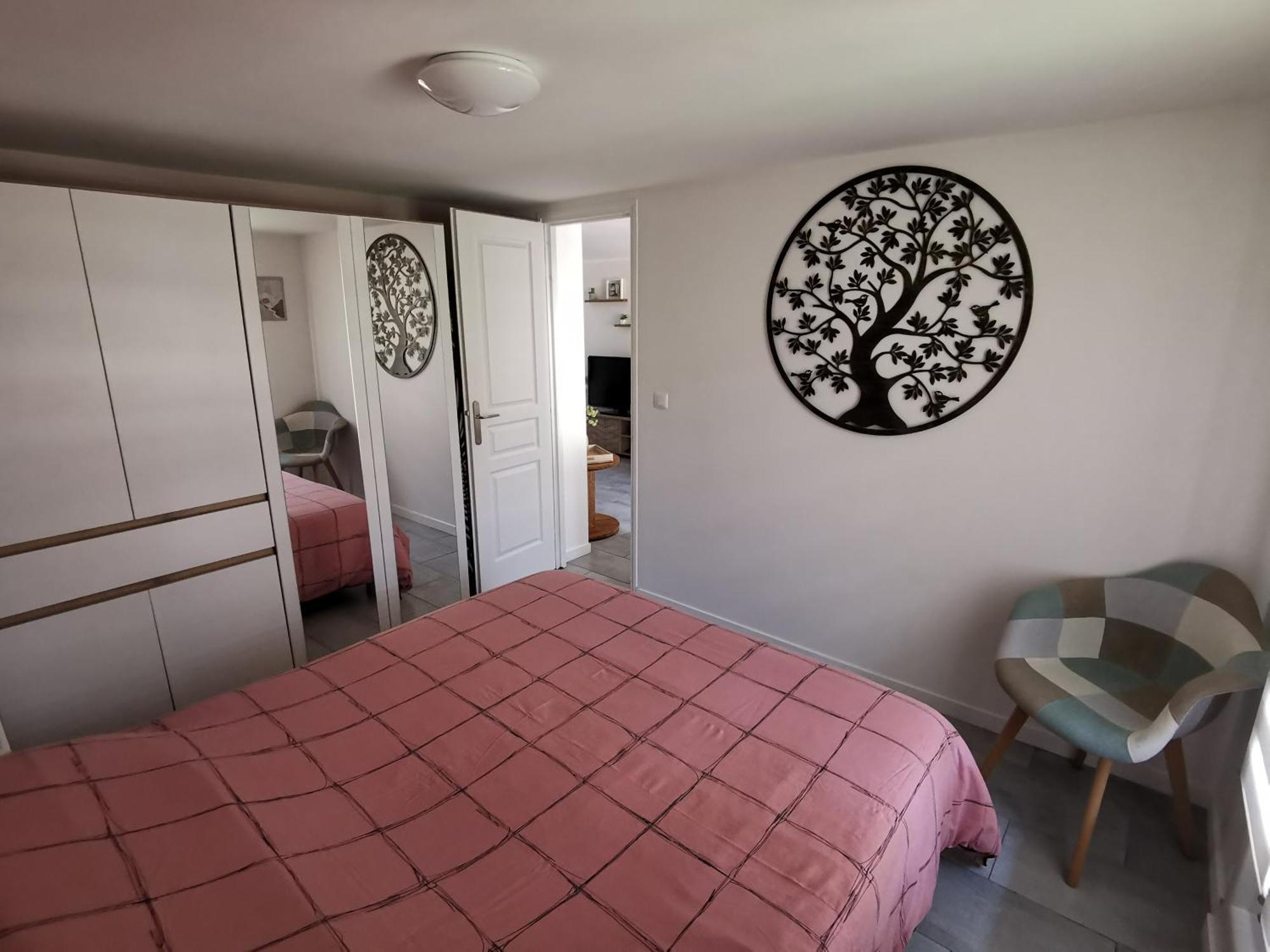 Agréable logis au calme avec jardin entre PARIS et EURODISNEY Rosny-sous-Bois Esterno foto
